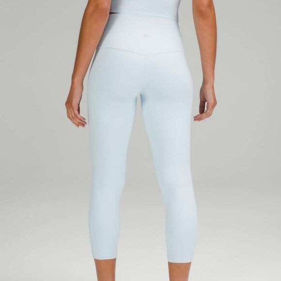 Lululemon Athletica Light Blue Cropped Pants - Picture 1 of 4
